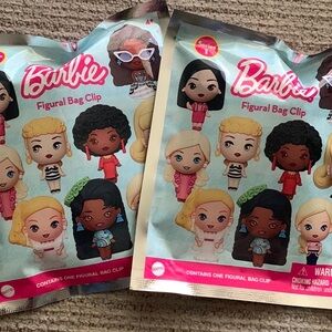 Barbie mystery clips